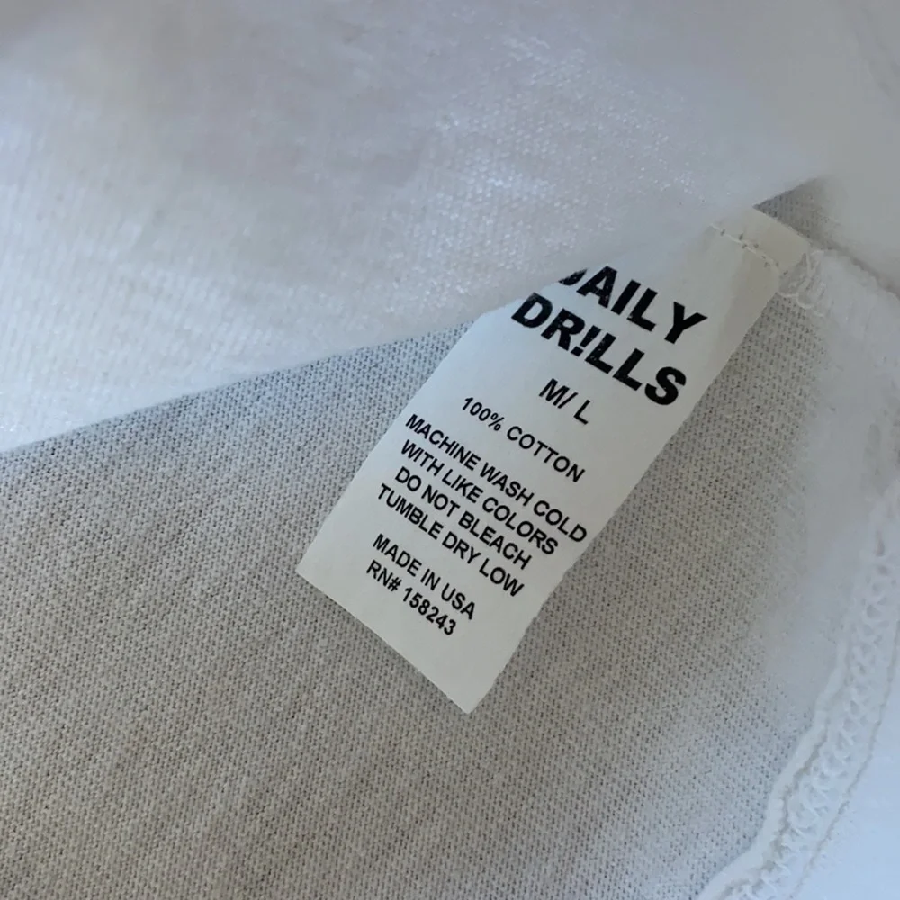 Daily drills cropped top tee - Picture 3 of 5